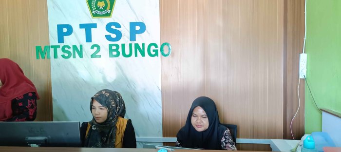 Seluruh ASN MTsN 2 Bungo Selesaikan Rekapitulasi Presensi dan E-Kinerja Tahun 2025