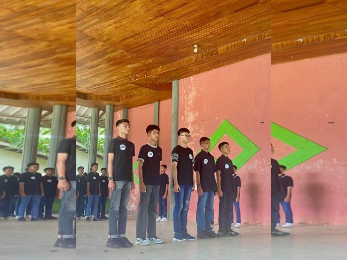 Siswa MTsN 2 Bungo Ikuti Seleksi Catwalk Festival Batik Siswa MTsN 2 Bungo Ikuti Seleksi Catwalk Festival Batik