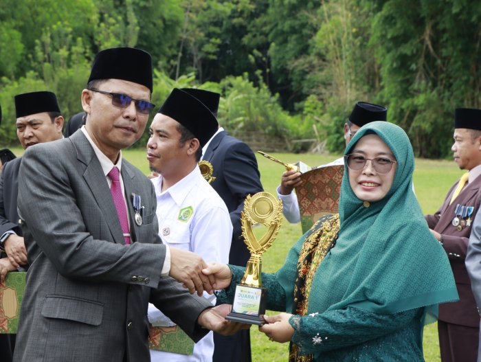 Resmi! MAN 1 Kerinci Jadi Madrasah Siaga Kependudukan, Siap Cetak Generasi Sadar Masa Depan Resmi! MAN 1 Kerinci Jadi Madrasah Siaga Kependudukan, Siap Cetak Generasi Sadar Masa Depan