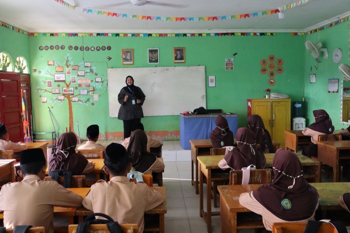 Guna Tingkatkan Motivasi Belajar Digital, Ruangguru Gelar Sosialisasi bagi Siswa Kelas 8 & 9 MTsN 1 Batang Hari