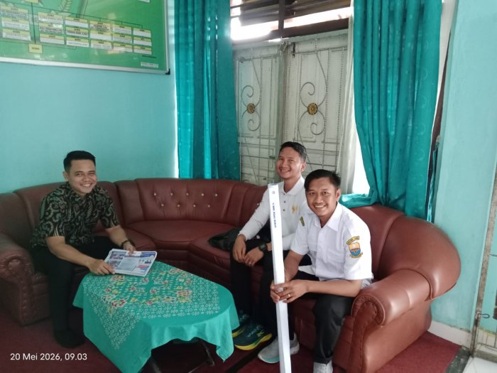 MTsN 1 Bungo Sambut Kunjungan SMKN 6 Bungo untuk Pemasangan Spanduk dan Brosur SPMB MTsN 1 Bungo Sambut Kunjungan SMKN 6 Bungo untuk Pemasangan Spanduk dan Brosur SPMB