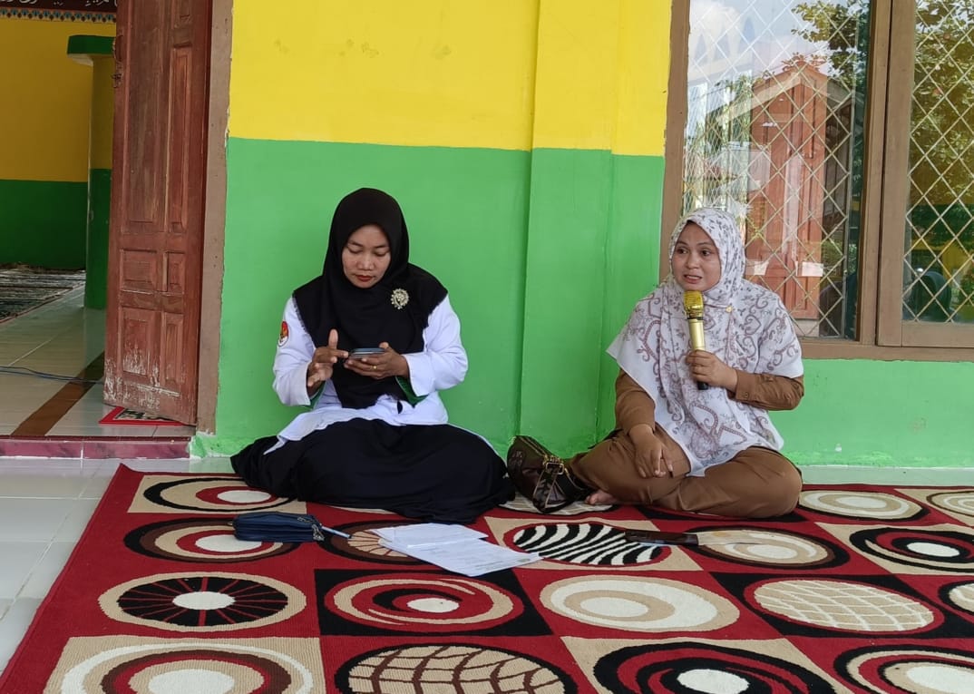 PUSKESMAS TEBO TENGAH : PENYULUHAN KESEHATAN REPRODUKSI REMAJA  DI MAN 2 TEBO.
