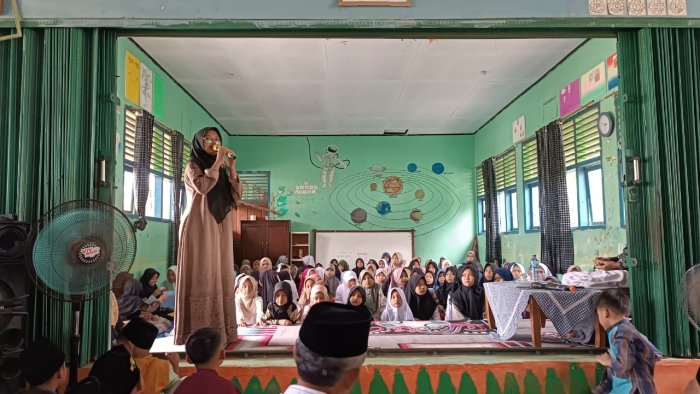 Kolaborasi dengan Pondok Pesantren, MIN 4 Tebo Hadirkan Perspektif Baru di Peringatan Isra Mikraj Kolaborasi dengan Pondok Pesantren, MIN 4 Tebo Hadirkan Perspektif Baru di Peringatan Isra Mikraj