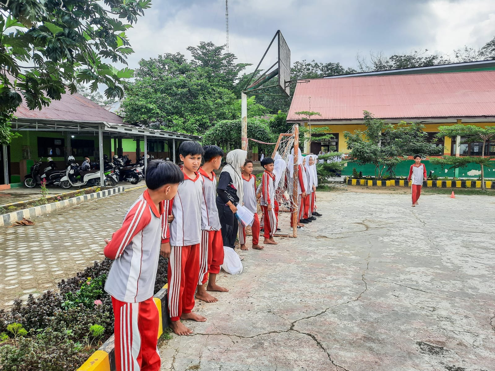 MTsN 1 Bungo Implementasikan SE Sekjen Kemenag RI No. 01 Tahun 2025, Berikut Isinya!