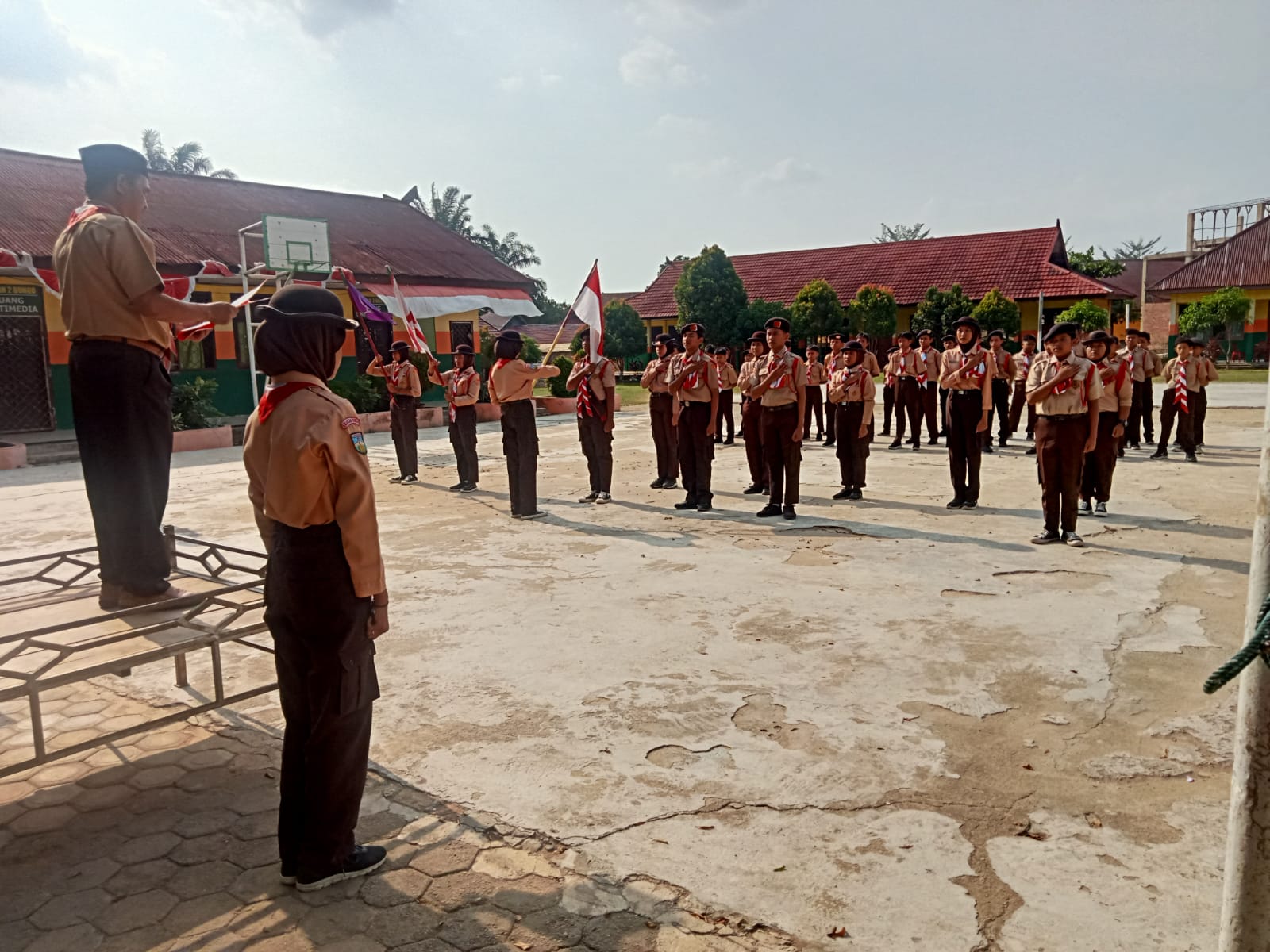PELANTIKAN PENGURUS BARU GARUDA MAWAR 02.017-02.018 MTsN 2 BUNGO 