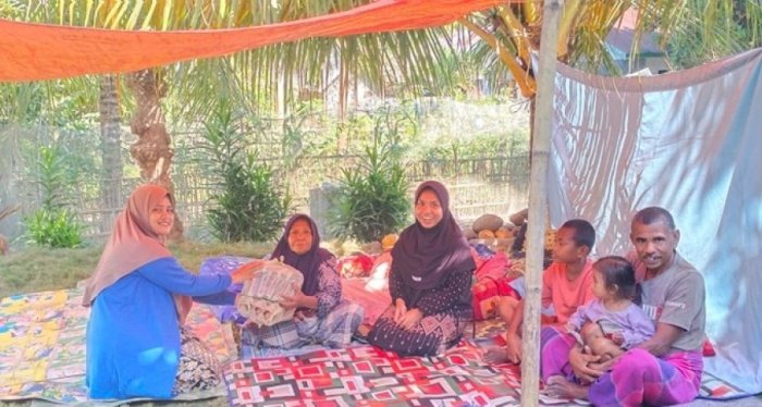 Penyuluh Kemenag Ende Dampingi Warga di Sembilan Posko Pengungsian Pascagempa