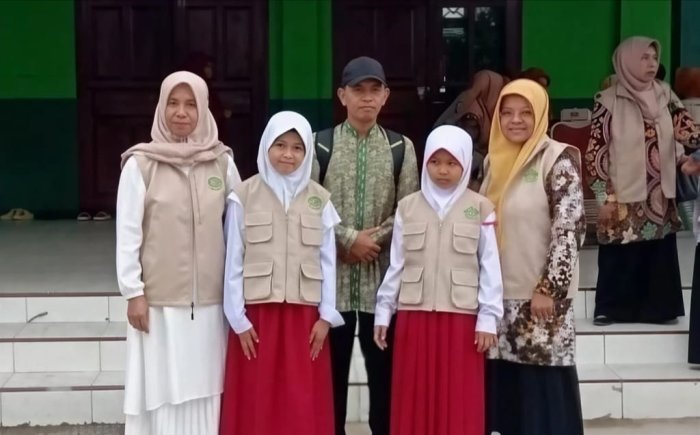MIN 1 Tanjung Jabung Barat Lepas Kontingen untuk Olimpiade Madrasah Indonesia Tingkat Provinsi