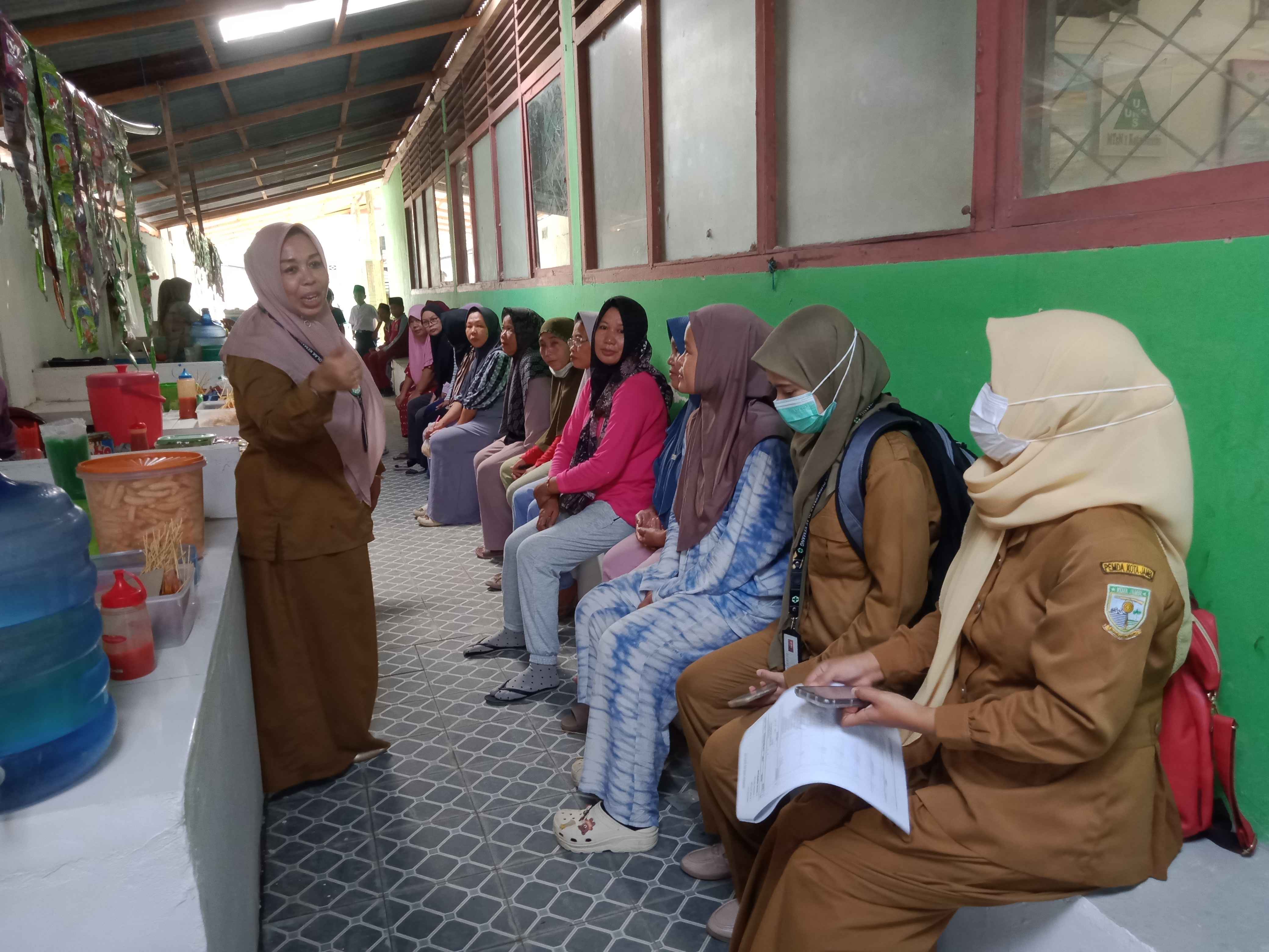 Penyuluhan Kantin Sehat MTs Negeri 1 Kota Jambi 