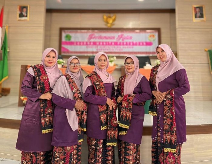 Anggota DWP Hadiri Pertemuan Rutin Bulanan dan Ikuti Lomba HUT Kabupaten Tebo