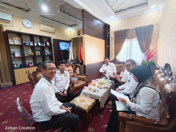 Kemenag Kota Jambi Dampingi MAN 2 Kota Jambi Susun Anggaran 2026 dan Sosialisasi Aplikasi SIRUP Kemenag Kota Jambi Dampingi MAN 2 Kota Jambi Susun Anggaran 2026 dan Sosialisasi Aplikasi SIRUP
