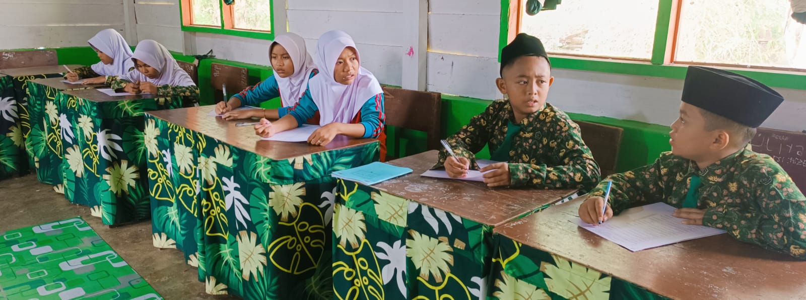 Enam Siswa MIN 4 Tebo Jalani Placement Test Persiapan ONLIMPIADE ORBIT 2025  