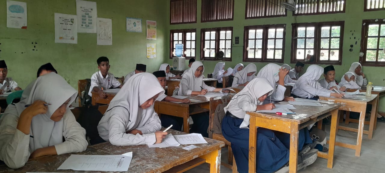 MTs Negeri 1 Kota Jambi Sukses Selesaikan Asesmen Sumatif Akhir
