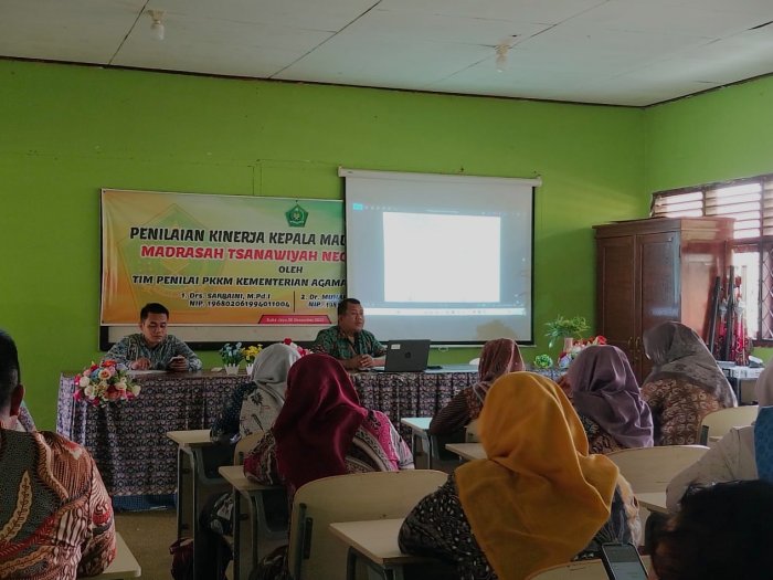 Perkuat Pengembangan Madrasah, MTsN 1 Bungo Fokus Tingkatkan Layanan Mutu Perkuat Pengembangan Madrasah, MTsN 1 Bungo Fokus Tingkatkan Layanan Mutu