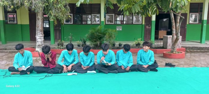 Yasinan Rutin di MAN 2 Bungo, Perkuat Keimanan dan Kebersamaan Warga Madrasah Yasinan Rutin di MAN 2 Bungo, Perkuat Keimanan dan Kebersamaan Warga Madrasah