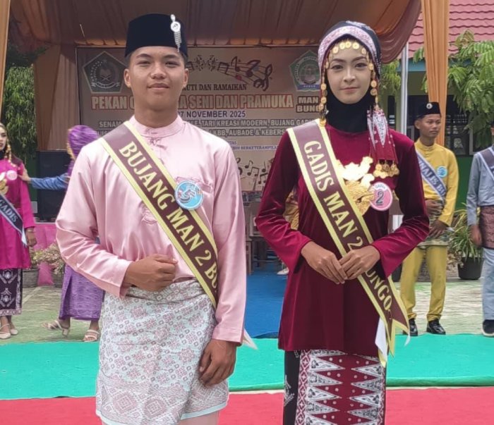 Rayza Rahardi dan Wanda Kamila Terpilih sebagai Bujang dan Gadis MAN 2 Bungo pada Ajang Porseka Tahun 2025 Rayza Rahardi dan Wanda Kamila Terpilih sebagai Bujang dan Gadis MAN 2 Bungo pada Ajang Porseka Tahun 2025
