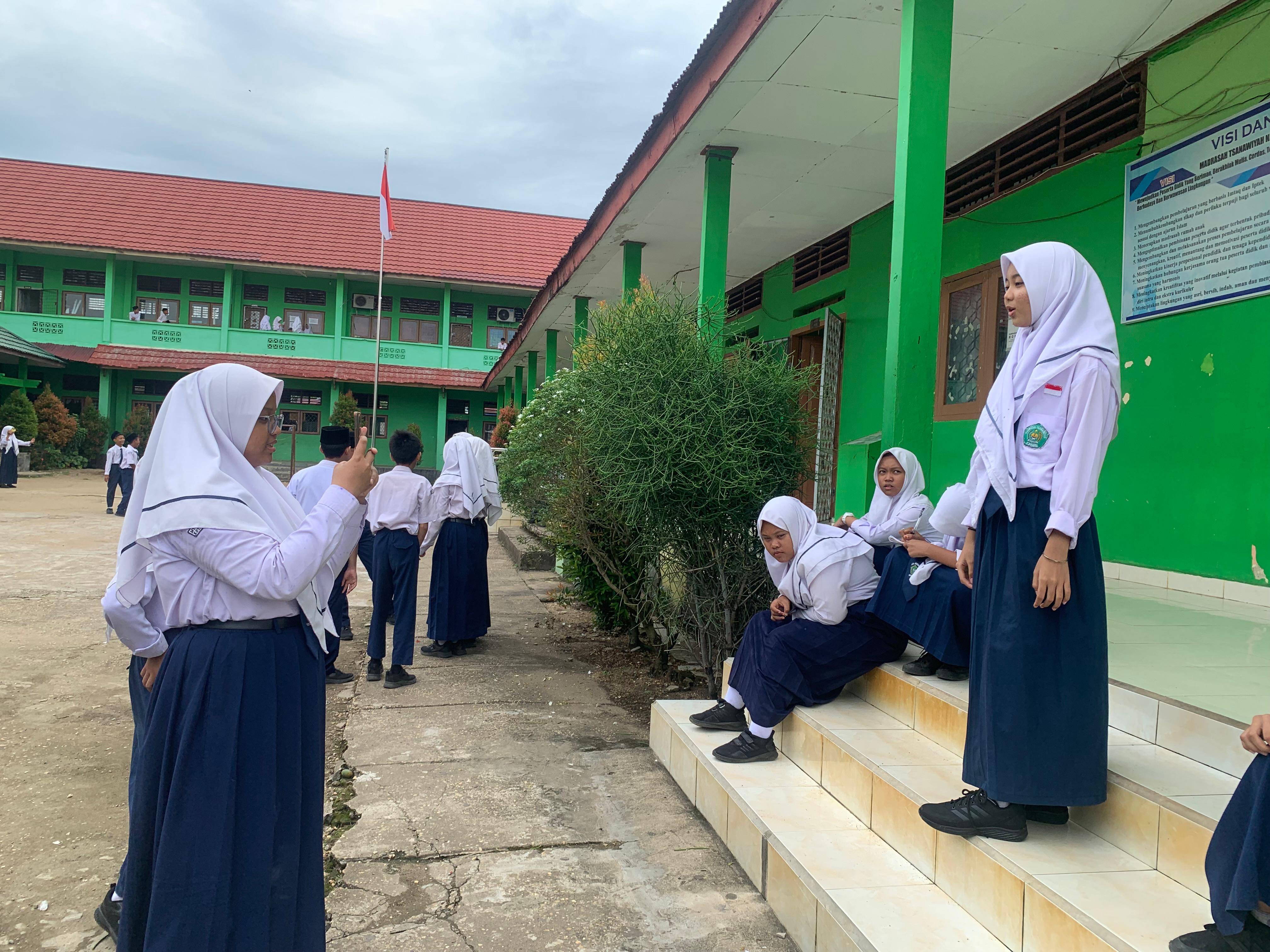 Kampanye Visi Misi Paslon OSIM MTs Negeri 1 Jambi Melalui Pemanfaatan Media Sosial Kampanye Visi Misi Paslon OSIM MTs Negeri 1 Jambi Melalui Pemanfaatan Media Sosial