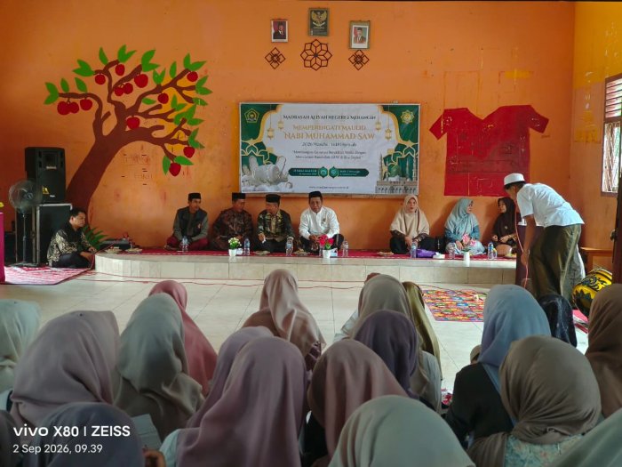 Semangat Teladan Rasulullah di Era Digital: MAN 2 Merangin Khidmat Gelar Peringatan Maulid Nabi Muhammad SAW 1448 H