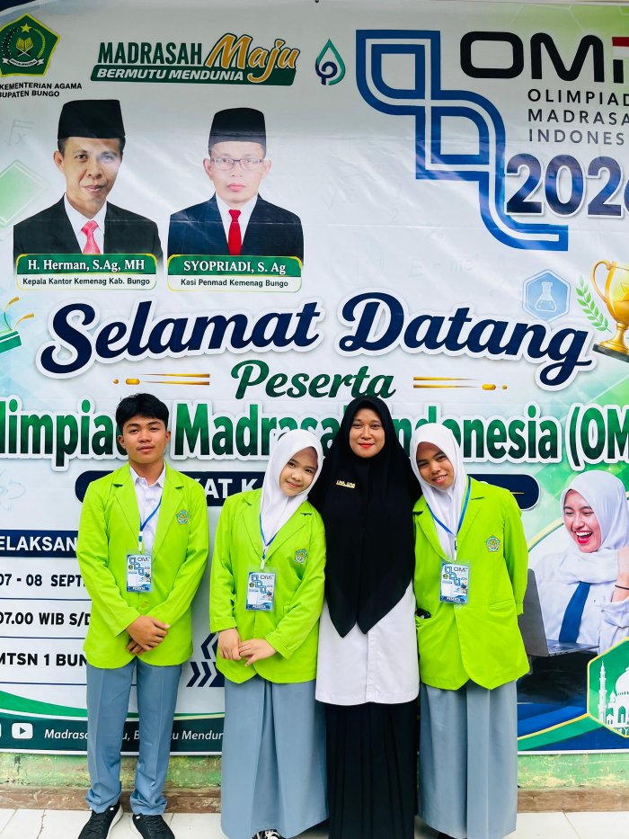 Ibu Lina, S.Pd. Berikan Dukungan Langsung kepada Peserta di Sesi Pertama Ibu Lina, S.Pd. Berikan Dukungan Langsung kepada Peserta di Sesi Pertama