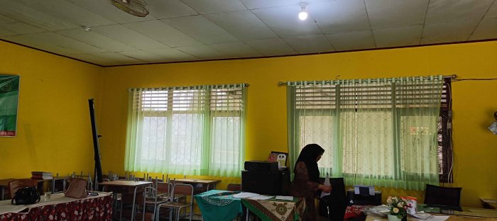 Profesional dan Teliti, Ibu Rukamah Koordinasikan Persiapan Penilaian Kinerja Profesional dan Teliti, Ibu Rukamah Koordinasikan Persiapan Penilaian Kinerja