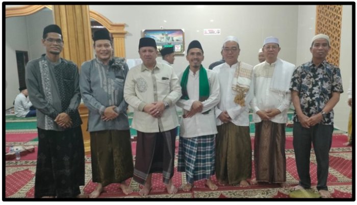 Pererat Silaturahmi, Majelis Guru MTsN 1 Tebo Hadiri Safari Ramadhan Kakanwil di Masjid Al-Falah Bogorejo Pererat Silaturahmi, Majelis Guru MTsN 1 Tebo Hadiri Safari Ramadhan Kakanwil di Masjid Al-Falah Bogorejo