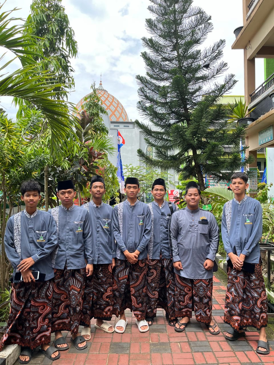 Hadroh Sababul Jannah MAN 2 Kota Jambi Guncang Panggung DIAZ EXPO 2025 Hadroh Sababul Jannah MAN 2 Kota Jambi Guncang Panggung DIAZ EXPO 2025