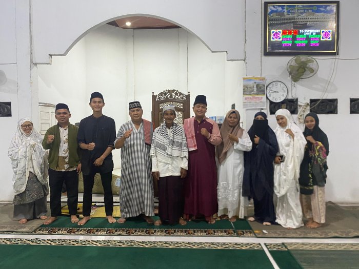 Syafari Ramadhan Hari Ketiga MAN 2 Bungo di Masjid Dusun Simpang Tebat, Tausiah oleh M. Syahrial Al Kobir Syafari Ramadhan Hari Ketiga MAN 2 Bungo di Masjid Dusun Simpang Tebat, Tausiah oleh M. Syahrial Al Kobir