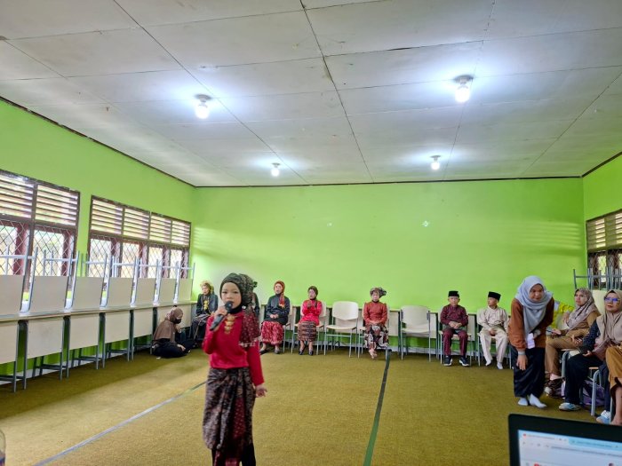 Suara Emas Pelajar MI/SD Bergema di PORSENI MTsN 1 Bungo Suara Emas Pelajar MI/SD Bergema di PORSENI MTsN 1 Bungo