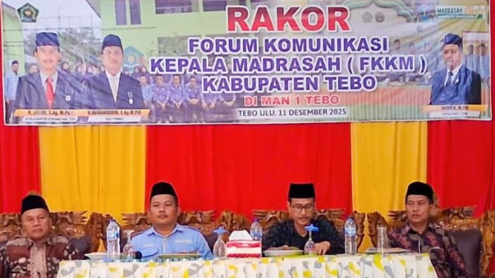 Kepala MIN 4 Tebo Ikuti Rakor Forum Komunikasi Kepala Madrasah Kabupaten Tebo Kepala MIN 4 Tebo Ikuti Rakor Forum Komunikasi Kepala Madrasah Kabupaten Tebo