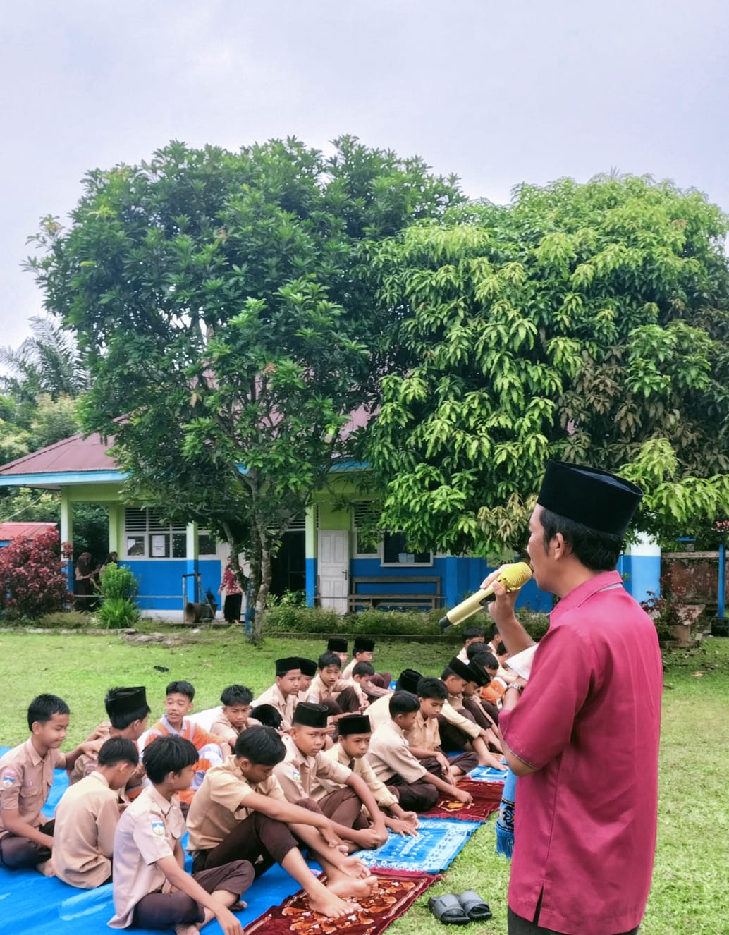 Kultum Pagi oleh Pak Azmi, S.Pd.I, MTsN 5 Tebo