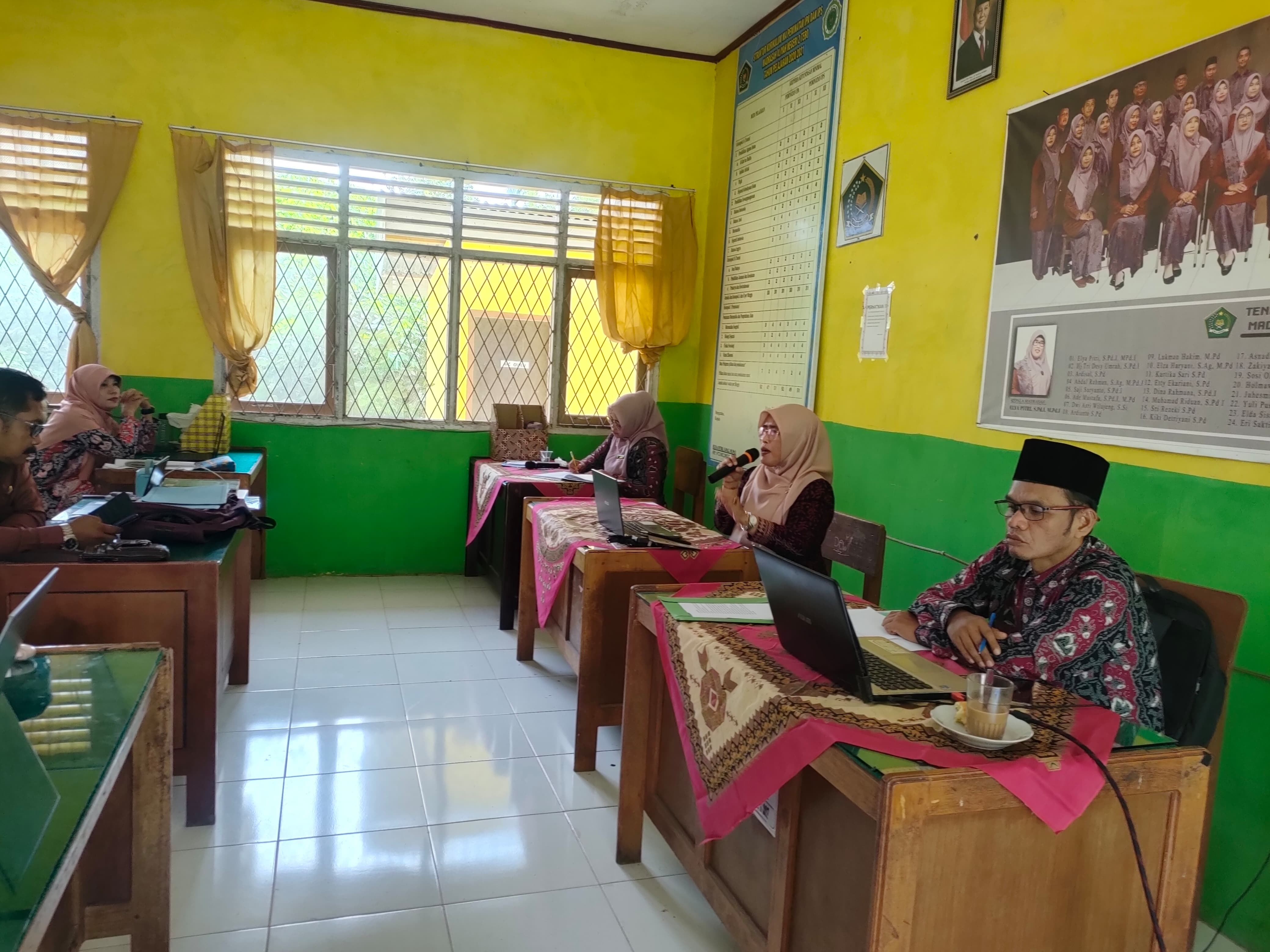 MAN 2 TEBO TEBO  GELAR RAPAT KENAIKAN KELAS TP. 2024 / 2025.