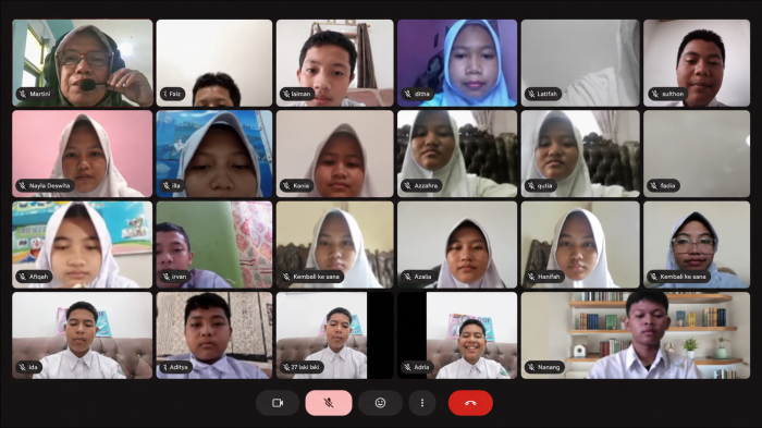 PJJ Diperpanjang, Semangat Guru MTsN 3 Kota Jambi Tetap Membara