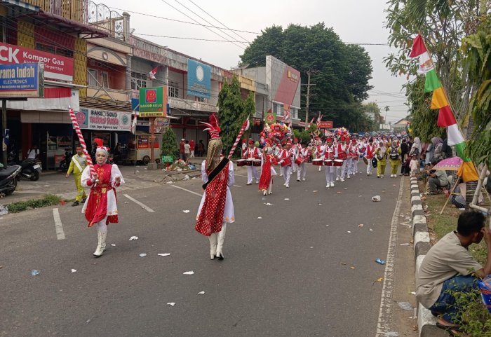 Marching Band MAN 2 Bungo Meriahkan Pawai Pembangunan Kabupaten Bungo pada 18 Agustus 2026 Marching Band MAN 2 Bungo Meriahkan Pawai Pembangunan Kabupaten Bungo pada 18 Agustus 2026