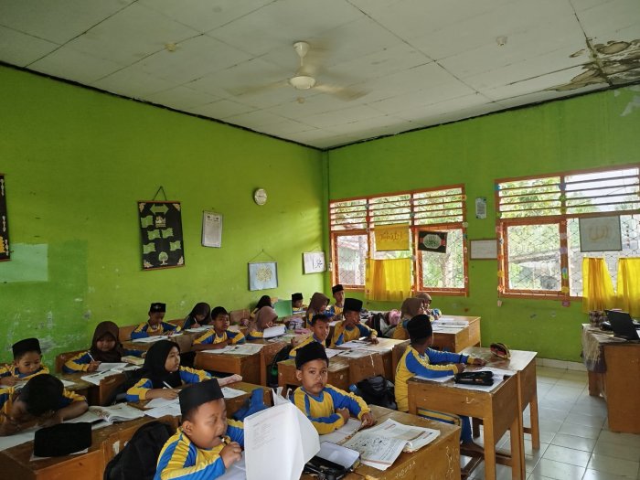 Metode Ceramah Dalam Pendidikan Madrasah Ibtidaiyah Metode Ceramah Dalam Pendidikan Madrasah Ibtidaiyah