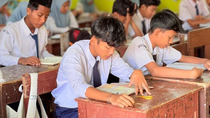 MTsN 1 Tebo Adakan Tadarus Al-Quran Bersama Guru MTsN 1 Tebo Adakan Tadarus Al-Quran Bersama Guru