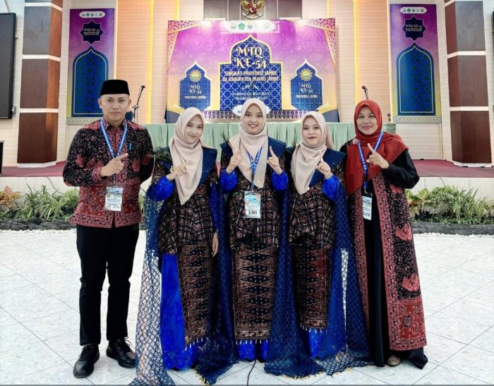 Mutia Khafidz Azzahro Tampil Total di MTQ Provinsi Jambi, Siap Rebut Kursi Final Mutia Khafidz Azzahro Tampil Total di MTQ Provinsi Jambi, Siap Rebut Kursi Final