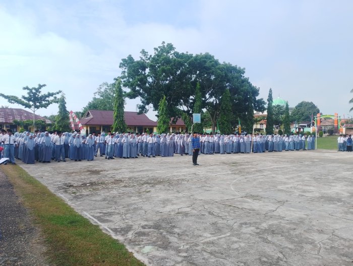 Upacara Peringatan Hari KORPRI di MAN 2 Tebo Berlangsung Khidmat