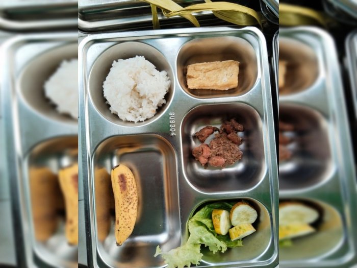 Makanan Bergizi Gratis MIN 3 Kerinci Penuh Energi Makanan Bergizi Gratis MIN 3 Kerinci Penuh Energi