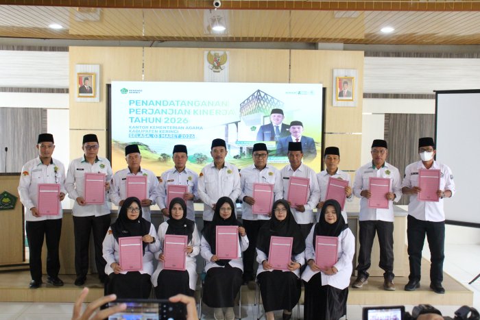 Kepala MAN 1 Kerinci Teken Perjanjian Kinerja 2026, Siap Wujudkan Madrasah Unggul Kepala MAN 1 Kerinci Teken Perjanjian Kinerja 2026, Siap Wujudkan Madrasah Unggul