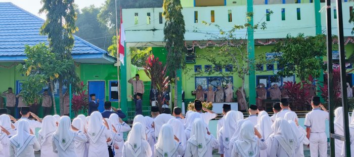 Awali Tahun 2026, MAN 1 Kerinci Gelar Upacara Bendera Penuh Motivasi Awali Tahun 2026, MAN 1 Kerinci Gelar Upacara Bendera Penuh Motivasi