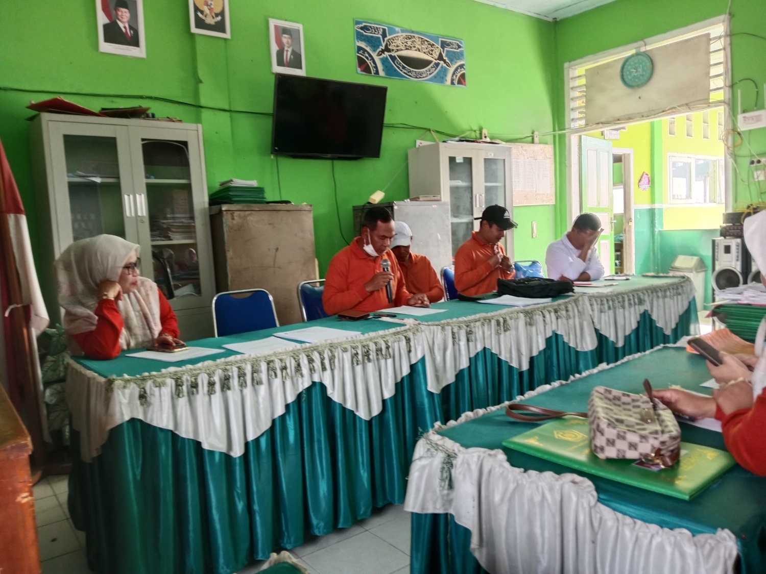 Rapat Akhir Semester Rapat Akhir Semester
