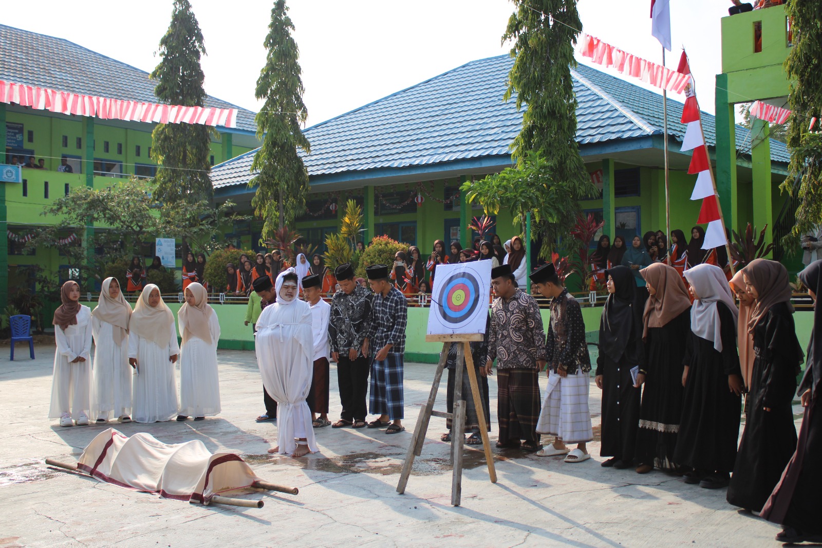Peringatan Kemerdekaan RI ke-79, OSIM MAN 1 Kerinci Gelar Serangkaian Perlombaan yang menarik