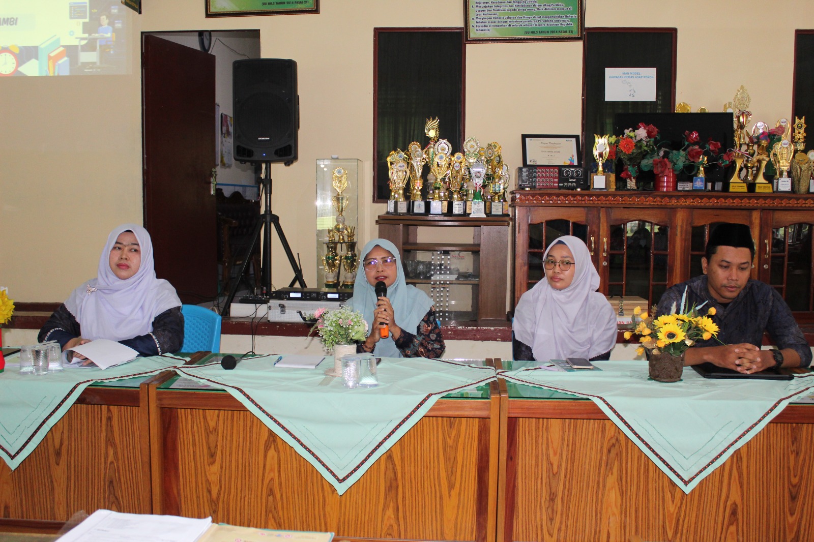 Sosialisasi P5RA di MAN 2 Kota Jambi: Wujudkan Demokrasi Pancasila melalui Pemilihan OSIM Sosialisasi P5RA di MAN 2 Kota Jambi: Wujudkan Demokrasi Pancasila melalui Pemilihan OSIM