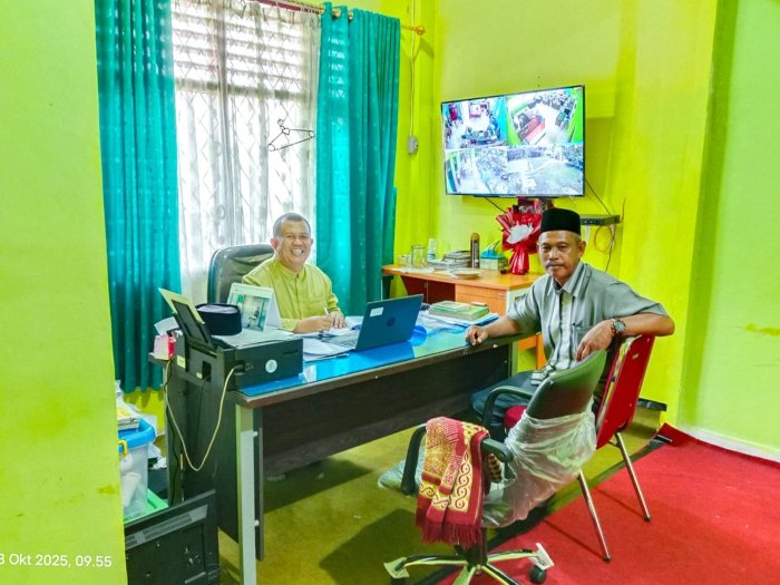 Tingkatkan Mutu Pendidikan, Kepala MTsN 1 Bungo Lakukan Diskusi Bersama Ketua Komite Tingkatkan Mutu Pendidikan, Kepala MTsN 1 Bungo Lakukan Diskusi Bersama Ketua Komite