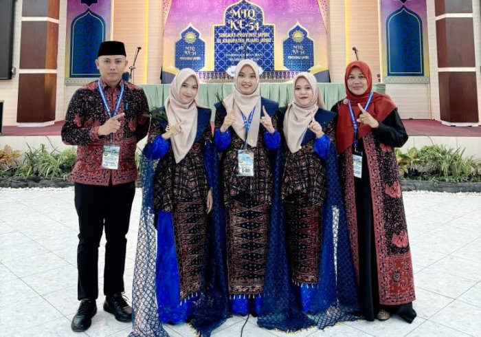 Mutia Khafidz Azzahro Tampil Meyakinkan di Final MTQ Provinsi Jambi 2025 Mutia Khafidz Azzahro Tampil Meyakinkan di Final MTQ Provinsi Jambi 2025