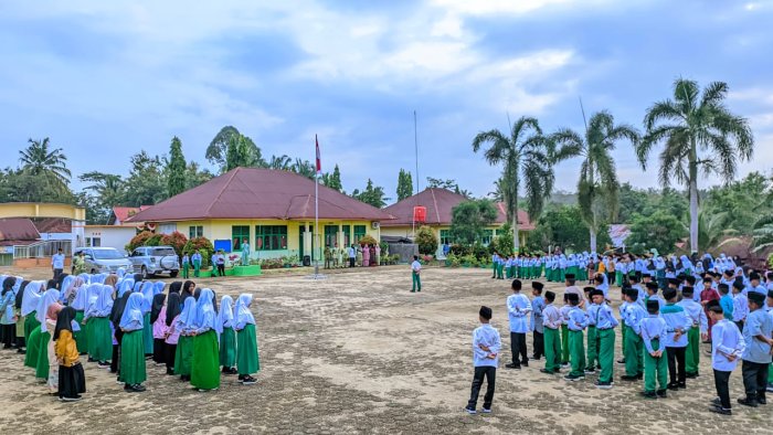 MIN 4 Tebo Awali Semester Genap dengan Penyambutan Hangat Hingga Upacara Khidmat