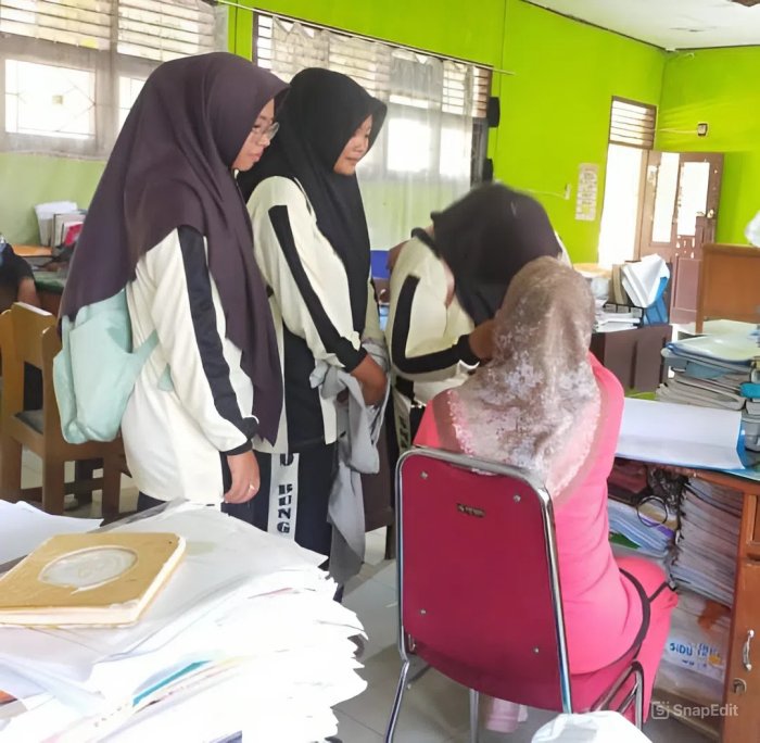 Sejuta Cerita, Sejuta Kenangan: Alumni Kunjungi Almamater MTSN 1 Bungo Tercinta. Sejuta Cerita, Sejuta Kenangan: Alumni Kunjungi Almamater MTSN 1 Bungo Tercinta.