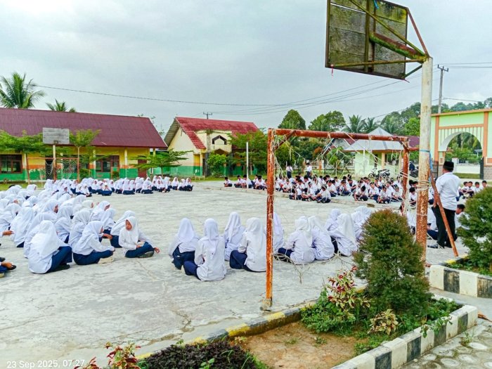 Refleksi Bermakna Jadi Bahan Penutup Pengajian Pagi di MTsN 1 Bungo