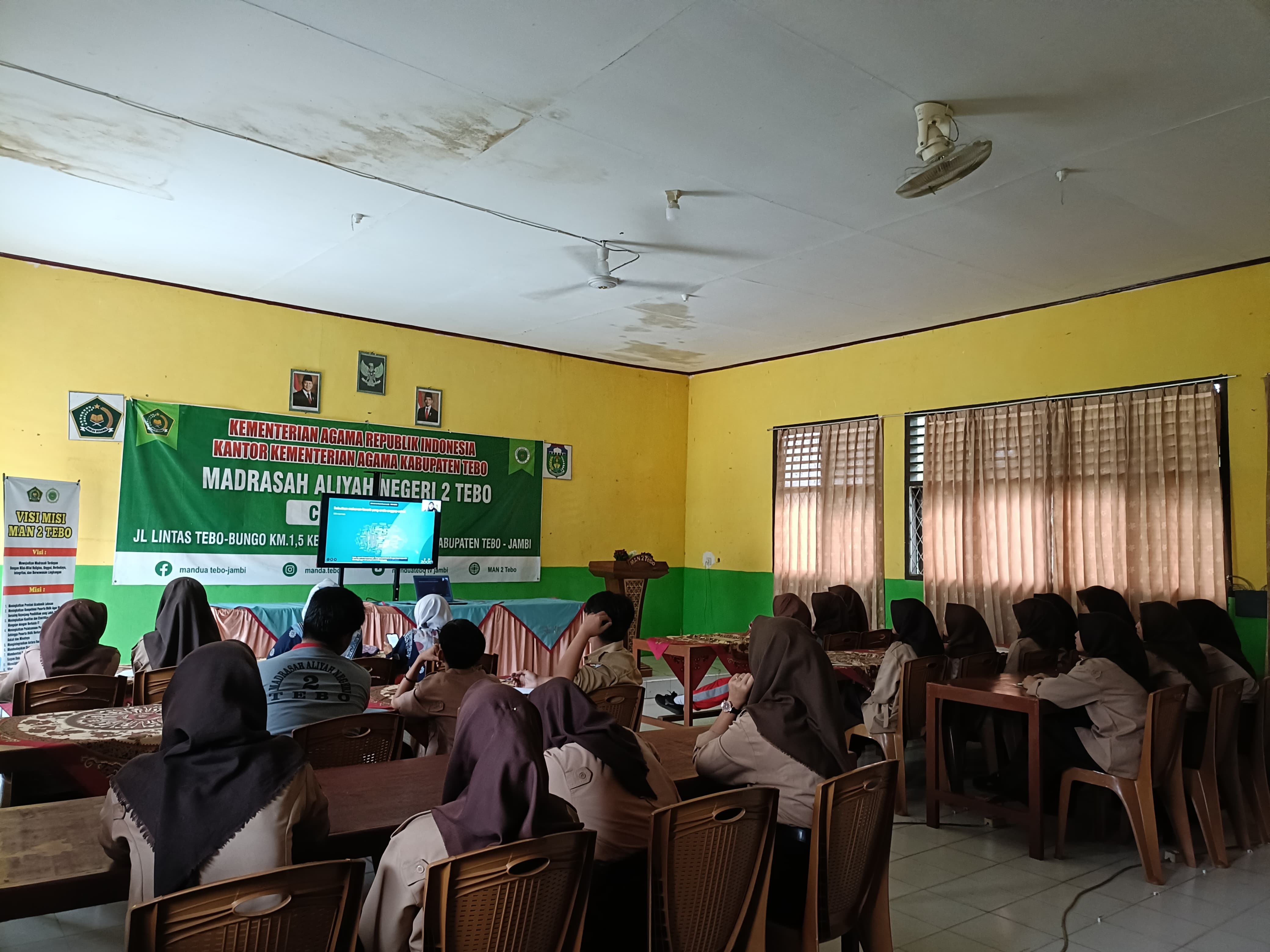 WEBINAR SERIES PERINGATAN HARI GIZI NASIONAL TAHUN 2025, KEMENKES RI, MAN 2 TEBO HADIR WEBINAR SERIES PERINGATAN HARI GIZI NASIONAL TAHUN 2025, KEMENKES RI, MAN 2 TEBO HADIR