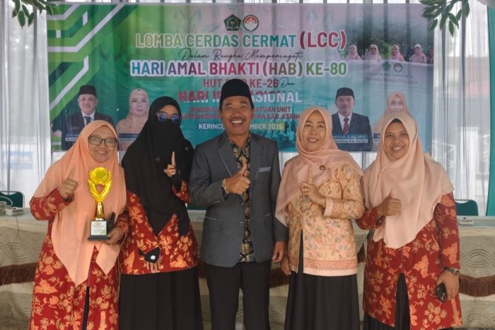 Membanggakan! Guru MAN 1 Kerinci Unggul di LCC Antar Guru Se-Kabupaten Kerinci Membanggakan! Guru MAN 1 Kerinci Unggul di LCC Antar Guru Se-Kabupaten Kerinci