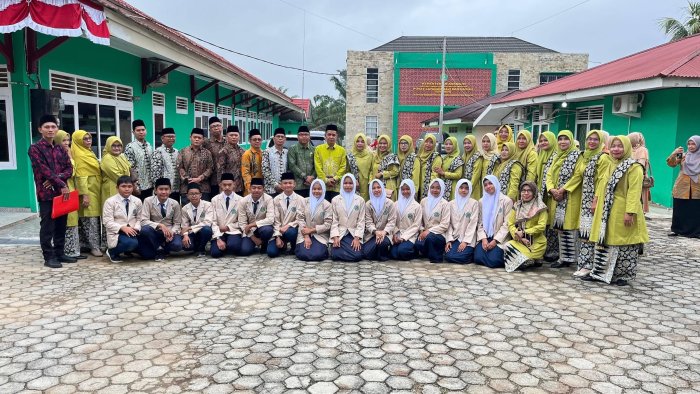 MTsN 2 Bungo Mengucapkan selamat memperingati Maulid Nabi Muhammad SAW 1447 H